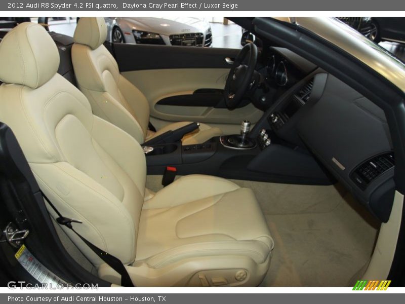  2012 R8 Spyder 4.2 FSI quattro Luxor Beige Interior