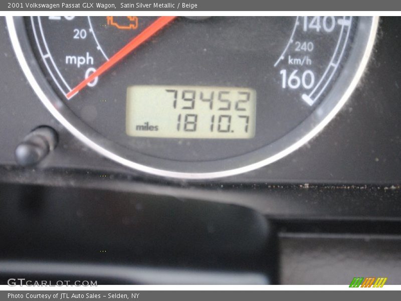 Satin Silver Metallic / Beige 2001 Volkswagen Passat GLX Wagon