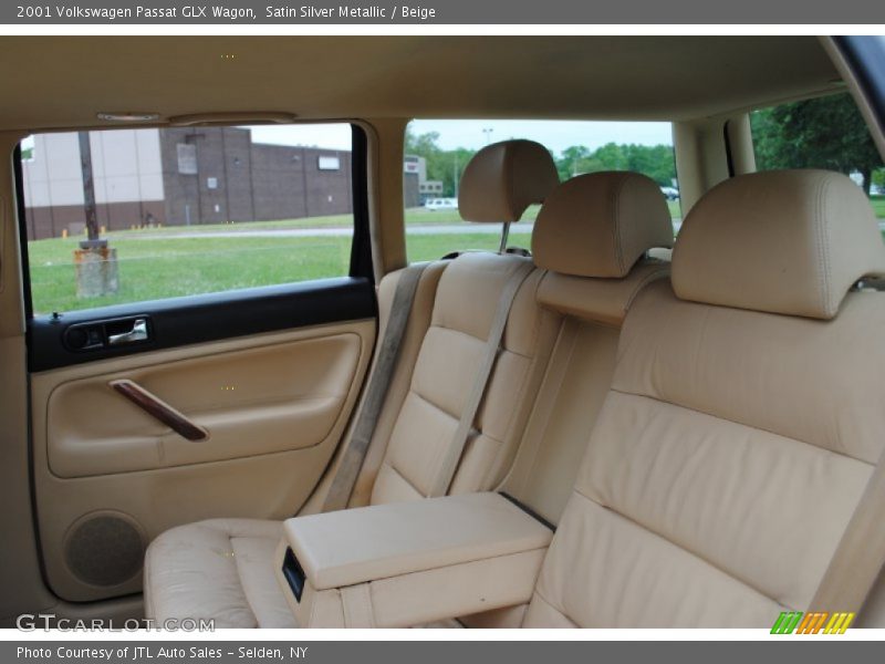 Satin Silver Metallic / Beige 2001 Volkswagen Passat GLX Wagon