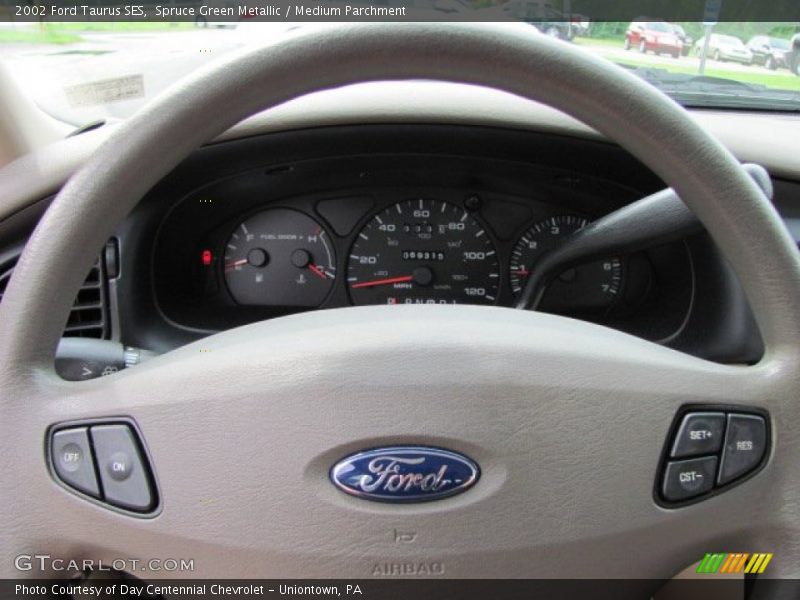 Spruce Green Metallic / Medium Parchment 2002 Ford Taurus SES