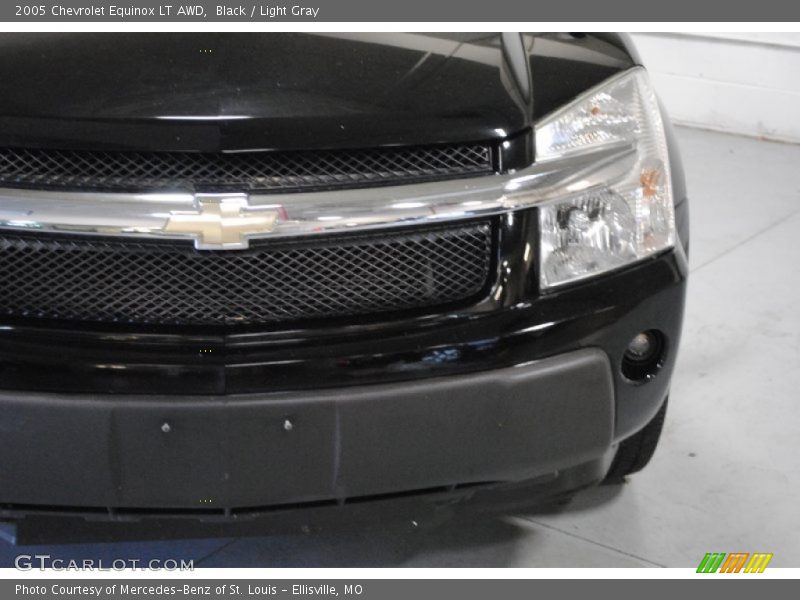 Black / Light Gray 2005 Chevrolet Equinox LT AWD