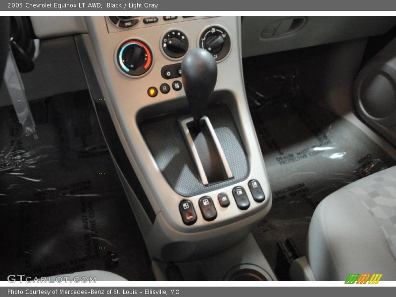 Black / Light Gray 2005 Chevrolet Equinox LT AWD