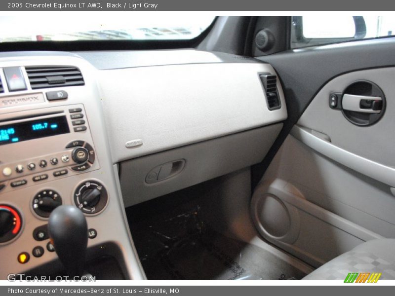Black / Light Gray 2005 Chevrolet Equinox LT AWD