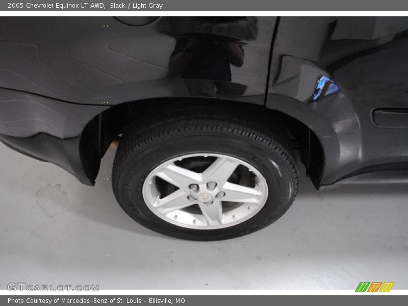 Black / Light Gray 2005 Chevrolet Equinox LT AWD