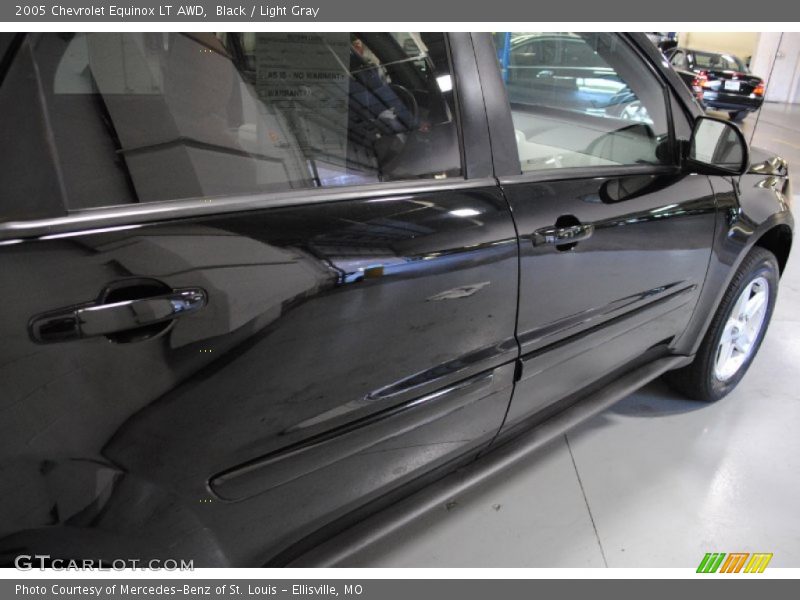 Black / Light Gray 2005 Chevrolet Equinox LT AWD