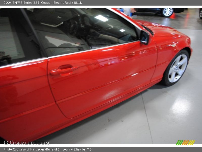 Electric Red / Black 2004 BMW 3 Series 325i Coupe