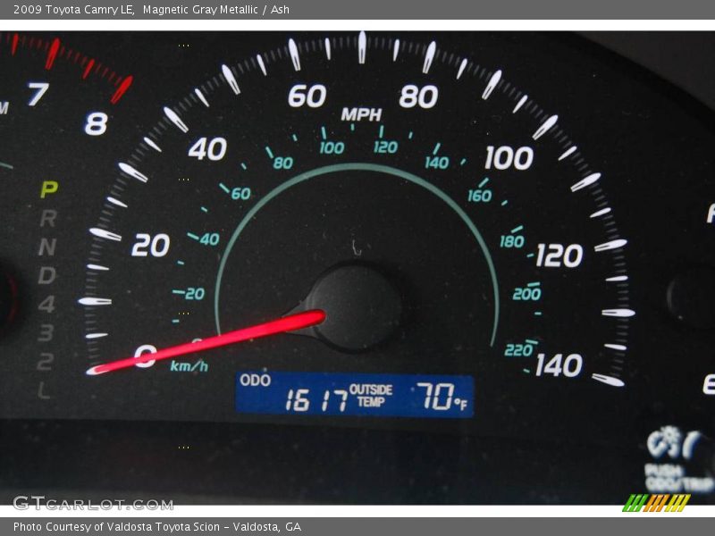 Magnetic Gray Metallic / Ash 2009 Toyota Camry LE