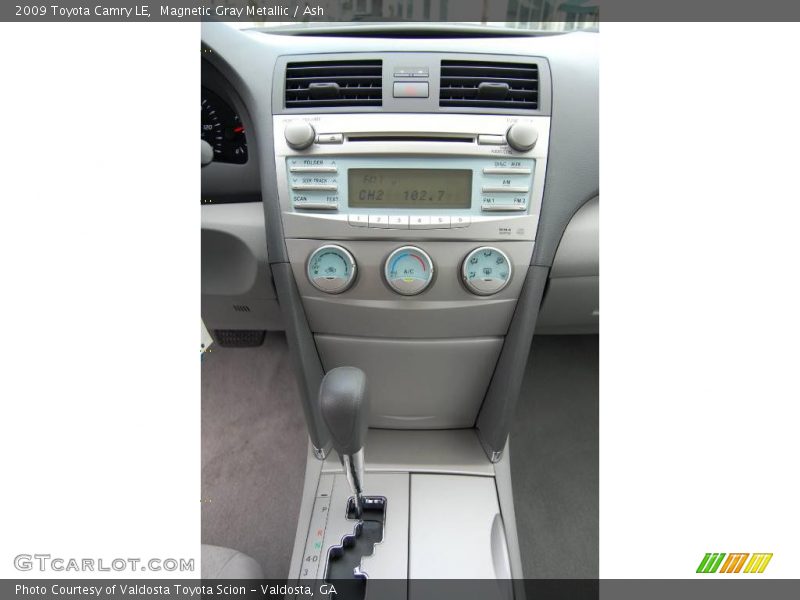 Magnetic Gray Metallic / Ash 2009 Toyota Camry LE