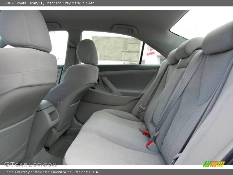 Magnetic Gray Metallic / Ash 2009 Toyota Camry LE
