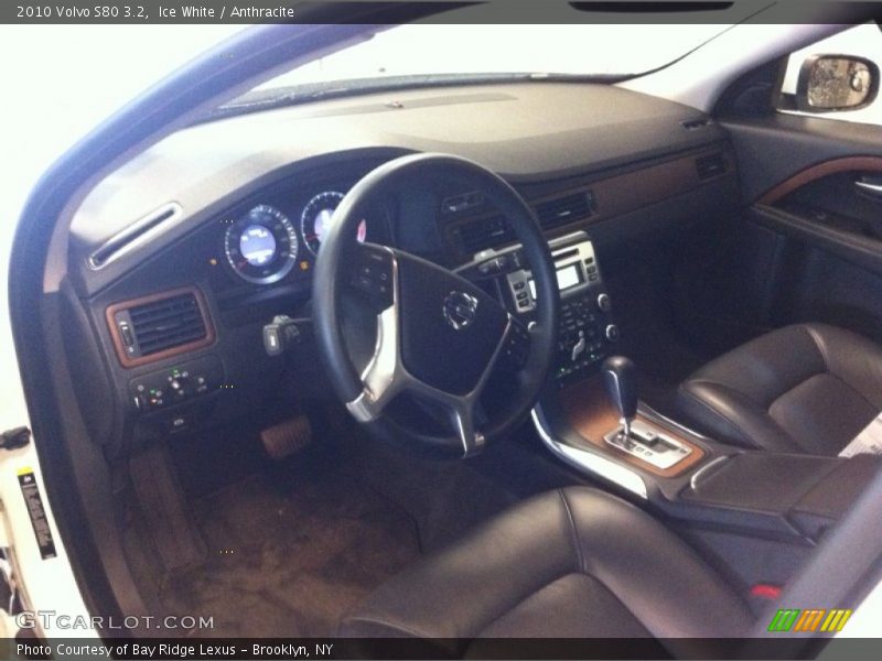 Ice White / Anthracite 2010 Volvo S80 3.2