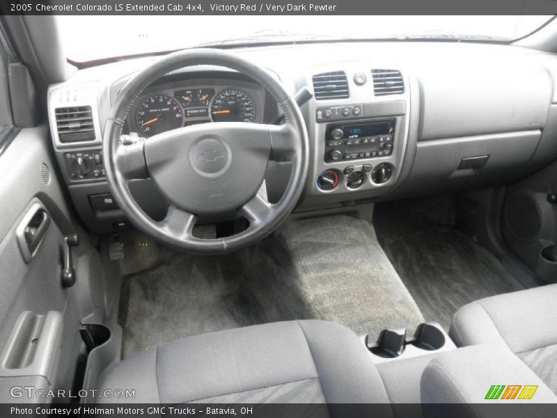 Victory Red / Very Dark Pewter 2005 Chevrolet Colorado LS Extended Cab 4x4