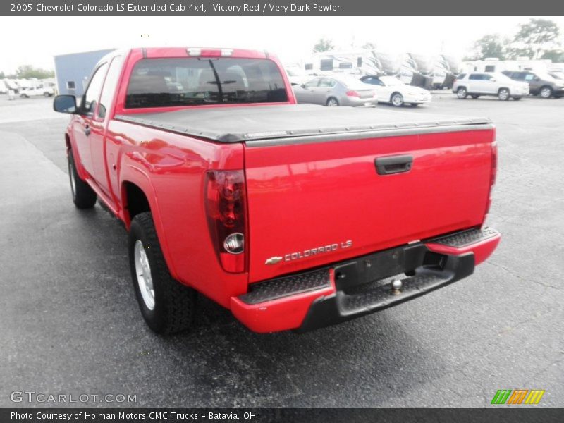 Victory Red / Very Dark Pewter 2005 Chevrolet Colorado LS Extended Cab 4x4
