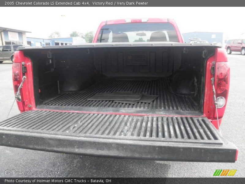 Victory Red / Very Dark Pewter 2005 Chevrolet Colorado LS Extended Cab 4x4