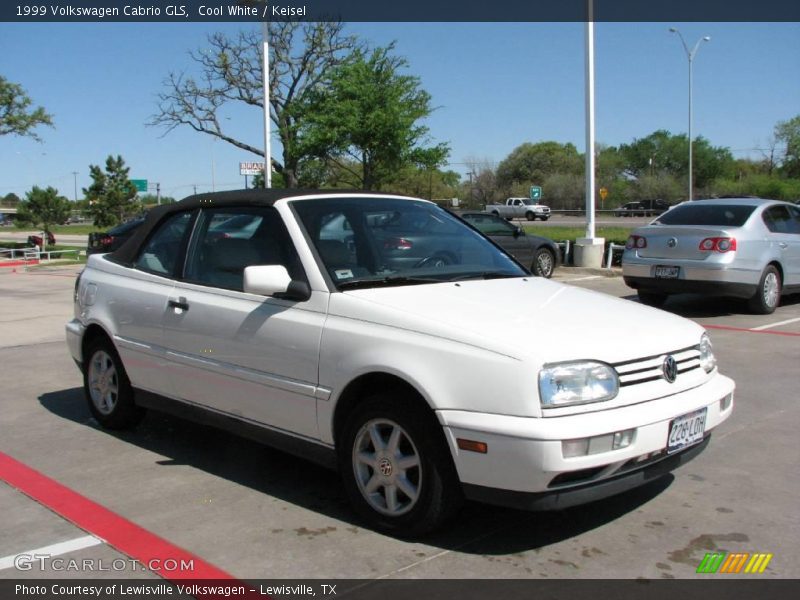 Cool White / Keisel 1999 Volkswagen Cabrio GLS