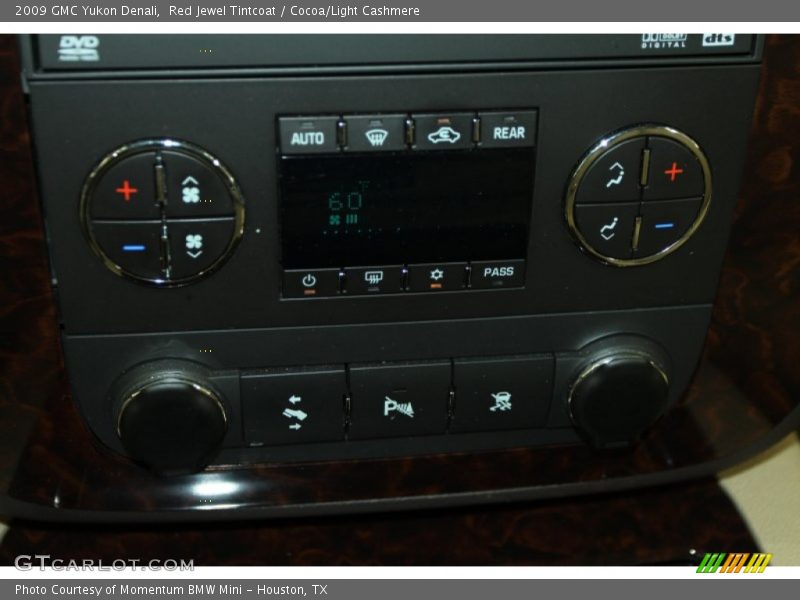 Red Jewel Tintcoat / Cocoa/Light Cashmere 2009 GMC Yukon Denali