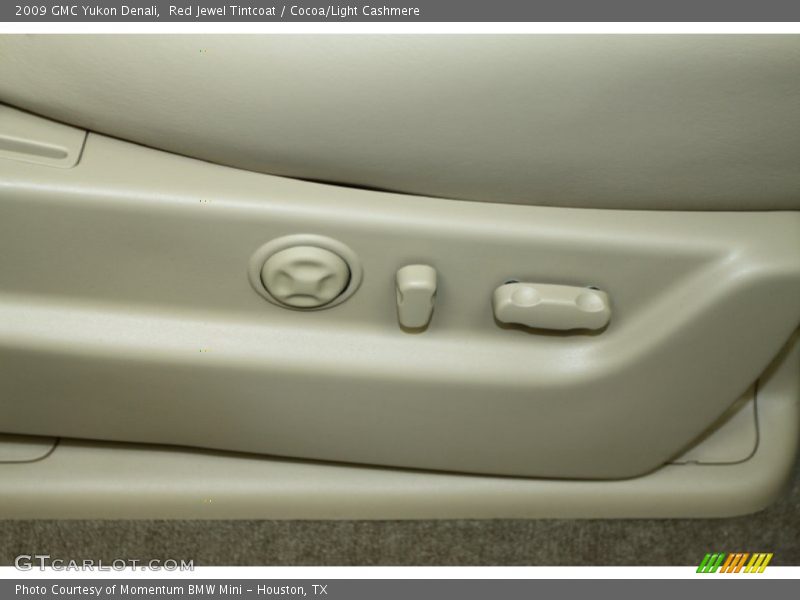 Red Jewel Tintcoat / Cocoa/Light Cashmere 2009 GMC Yukon Denali