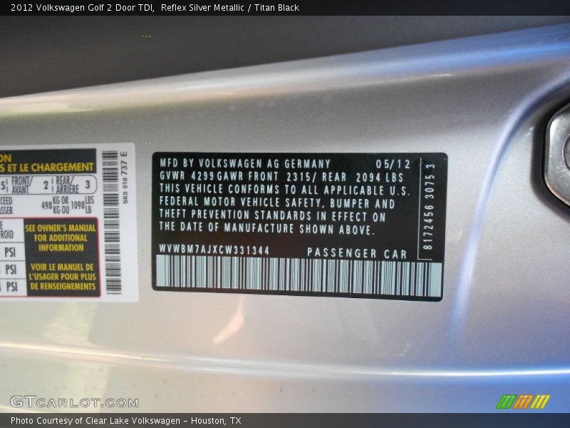 Reflex Silver Metallic / Titan Black 2012 Volkswagen Golf 2 Door TDI