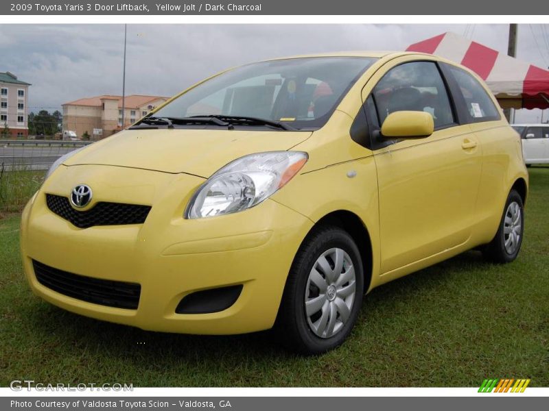 Yellow Jolt / Dark Charcoal 2009 Toyota Yaris 3 Door Liftback