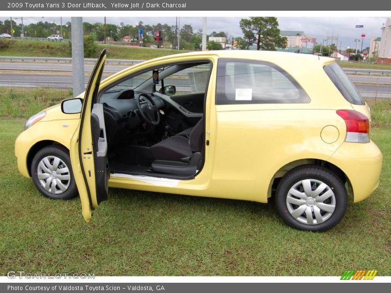 Yellow Jolt / Dark Charcoal 2009 Toyota Yaris 3 Door Liftback