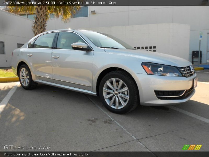Reflex Silver Metallic / Moonrock Gray 2012 Volkswagen Passat 2.5L SEL