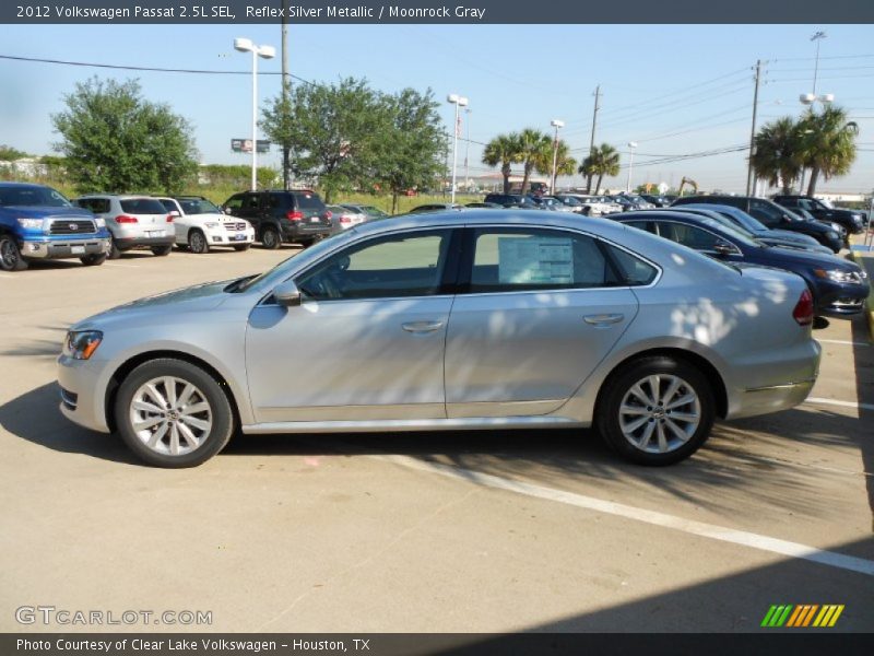 Reflex Silver Metallic / Moonrock Gray 2012 Volkswagen Passat 2.5L SEL