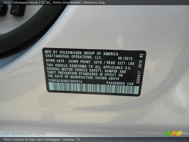 Reflex Silver Metallic / Moonrock Gray 2012 Volkswagen Passat 2.5L SEL