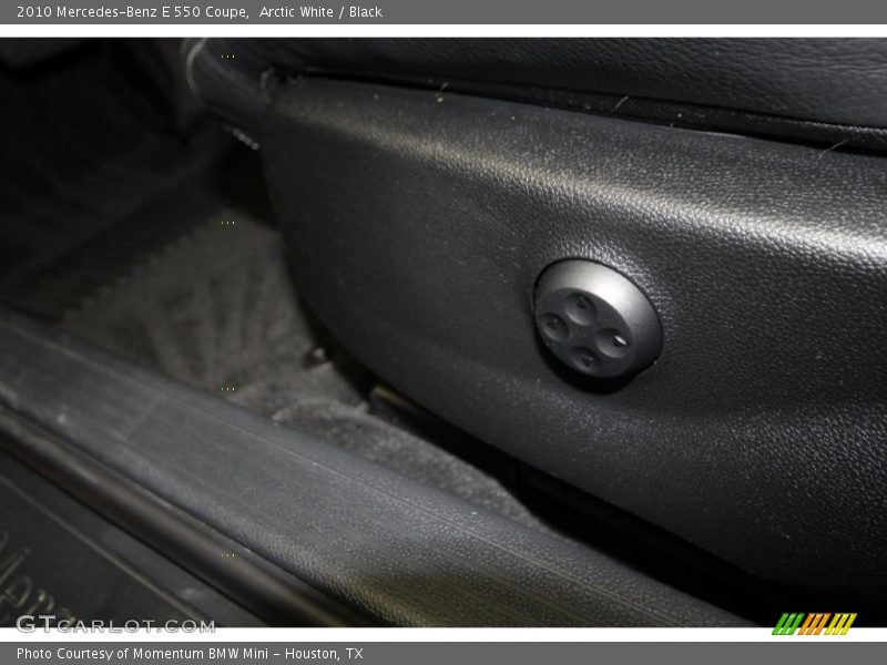 Arctic White / Black 2010 Mercedes-Benz E 550 Coupe