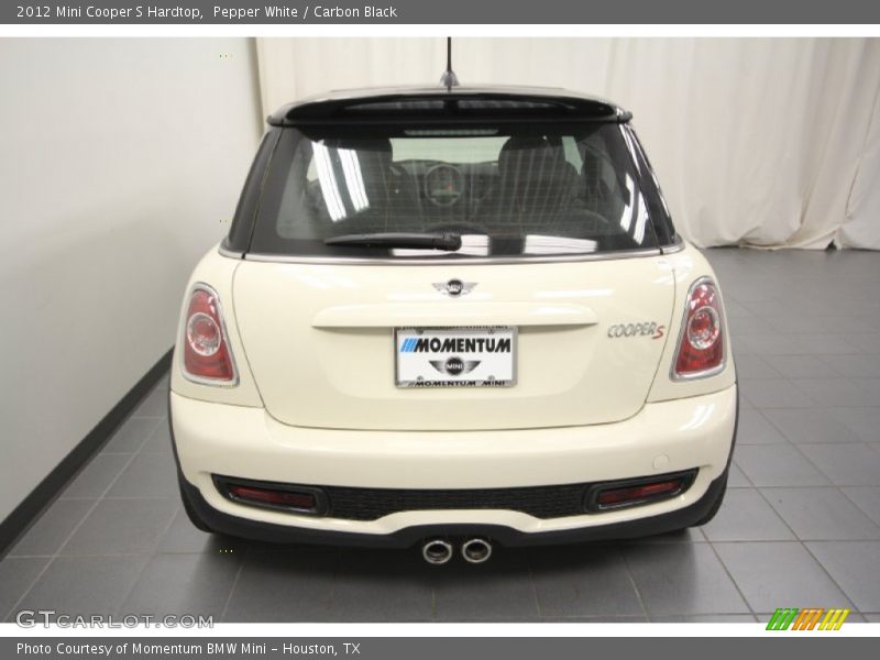 Pepper White / Carbon Black 2012 Mini Cooper S Hardtop