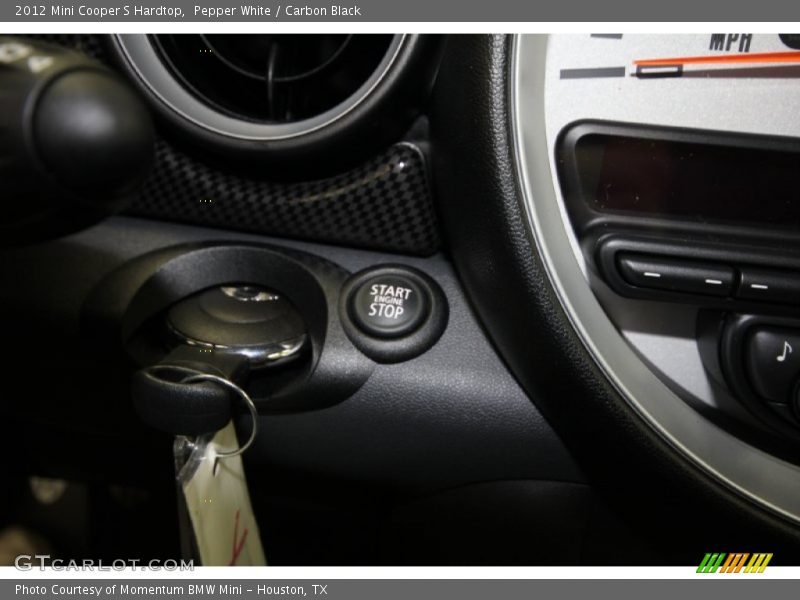 Pepper White / Carbon Black 2012 Mini Cooper S Hardtop
