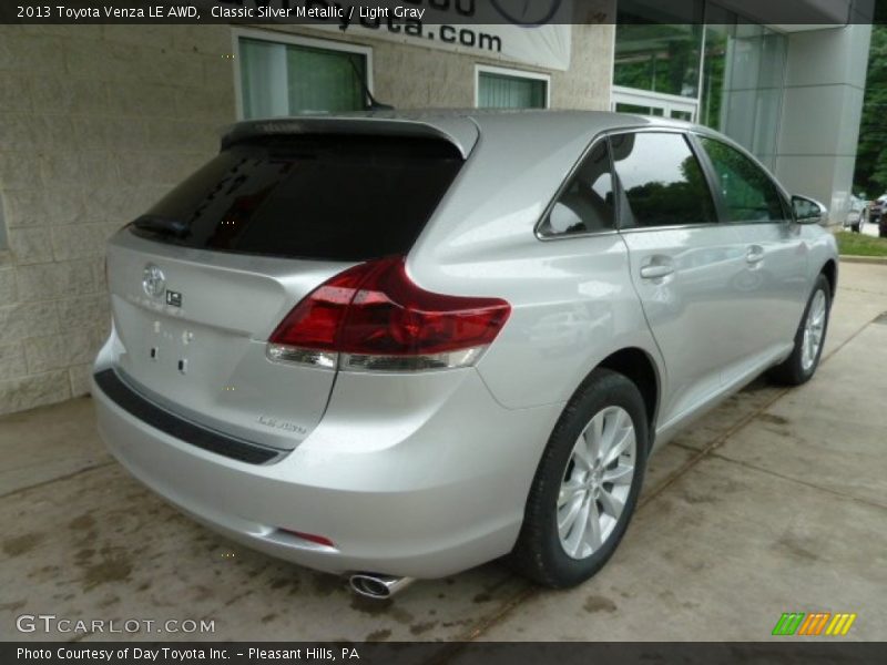 Classic Silver Metallic / Light Gray 2013 Toyota Venza LE AWD
