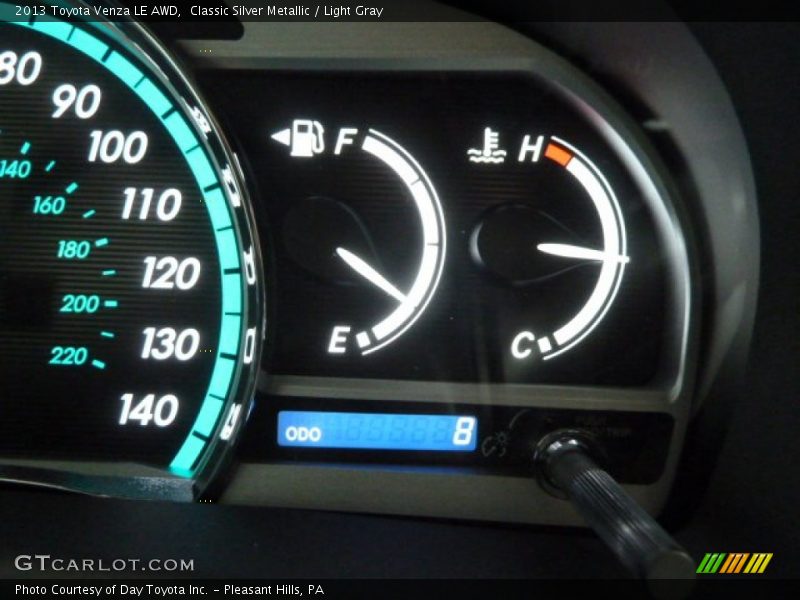 Classic Silver Metallic / Light Gray 2013 Toyota Venza LE AWD