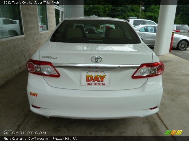 Super White / Ash 2012 Toyota Corolla