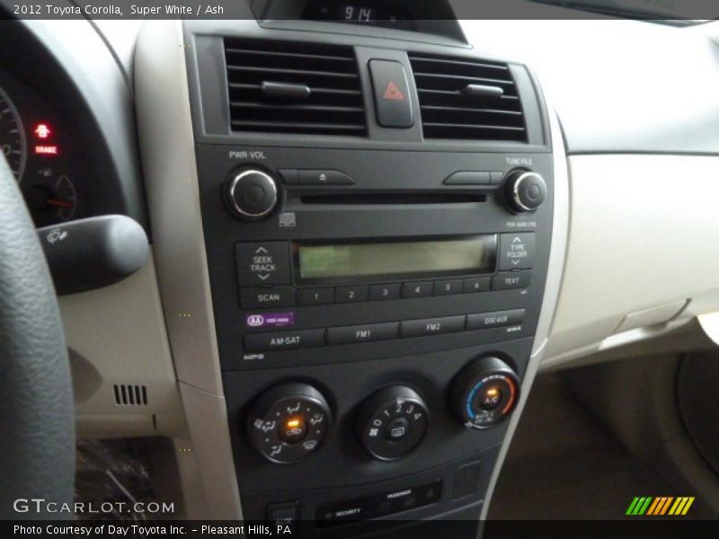 Super White / Ash 2012 Toyota Corolla