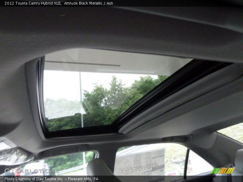 Attitude Black Metallic / Ash 2012 Toyota Camry Hybrid XLE