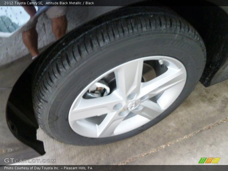 Attitude Black Metallic / Black 2012 Toyota Camry SE