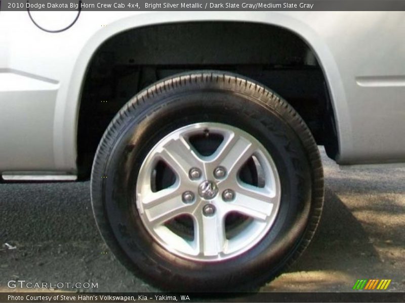 Bright Silver Metallic / Dark Slate Gray/Medium Slate Gray 2010 Dodge Dakota Big Horn Crew Cab 4x4