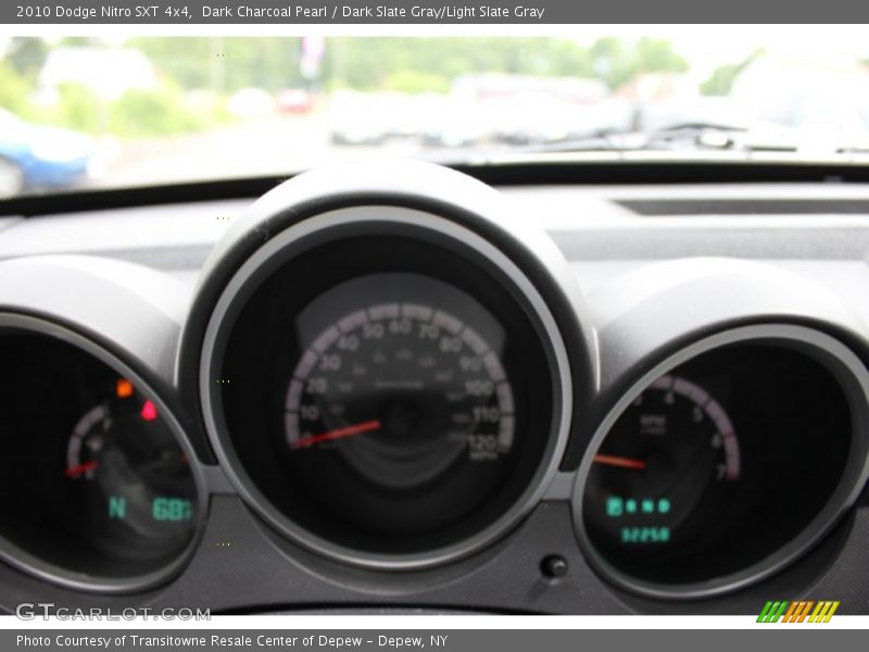 Dark Charcoal Pearl / Dark Slate Gray/Light Slate Gray 2010 Dodge Nitro SXT 4x4