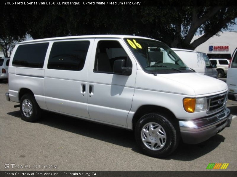 Oxford White / Medium Flint Grey 2006 Ford E Series Van E150 XL Passenger