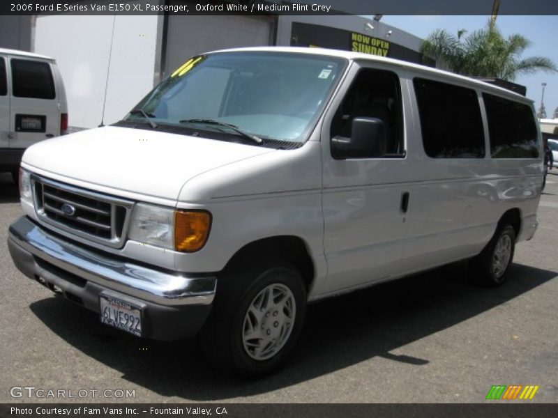 Oxford White / Medium Flint Grey 2006 Ford E Series Van E150 XL Passenger