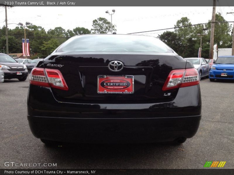 Black / Ash Gray 2010 Toyota Camry LE