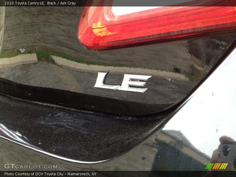 Black / Ash Gray 2010 Toyota Camry LE