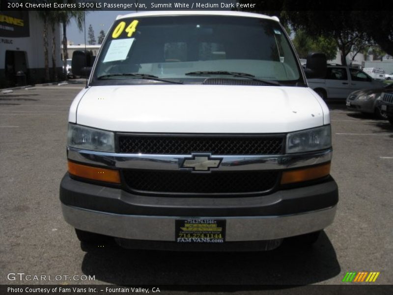 Summit White / Medium Dark Pewter 2004 Chevrolet Express 3500 LS Passenger Van