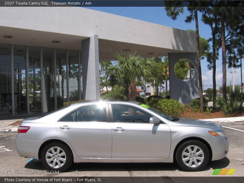 Titanium Metallic / Ash 2007 Toyota Camry XLE