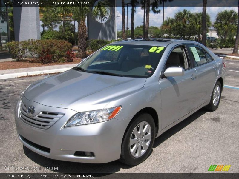 Titanium Metallic / Ash 2007 Toyota Camry XLE
