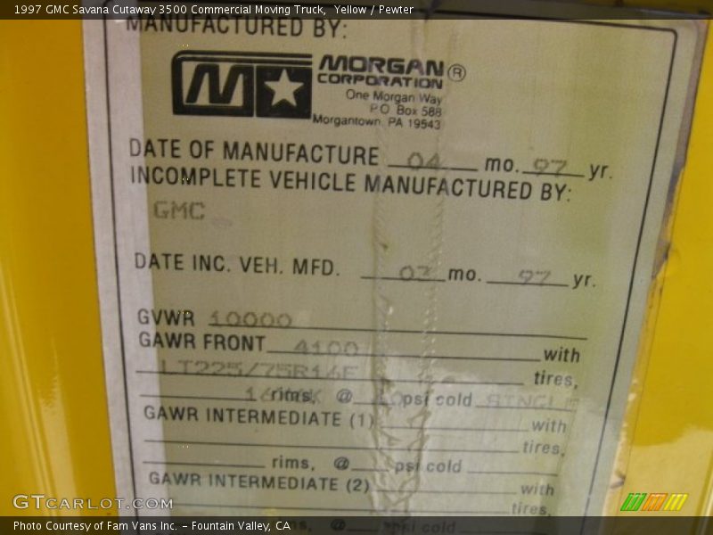 Yellow / Pewter 1997 GMC Savana Cutaway 3500 Commercial Moving Truck