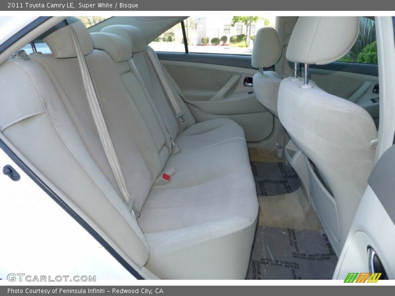 Super White / Bisque 2011 Toyota Camry LE