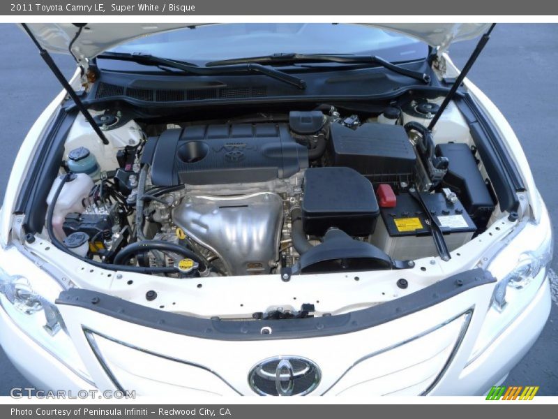 Super White / Bisque 2011 Toyota Camry LE