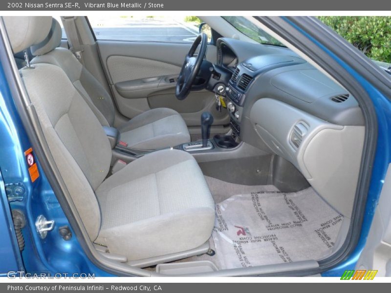  2002 Sentra SE-R Stone Interior