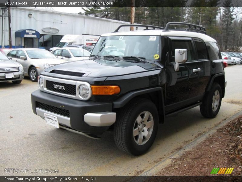 Black Diamond / Dark Charcoal 2007 Toyota FJ Cruiser 4WD