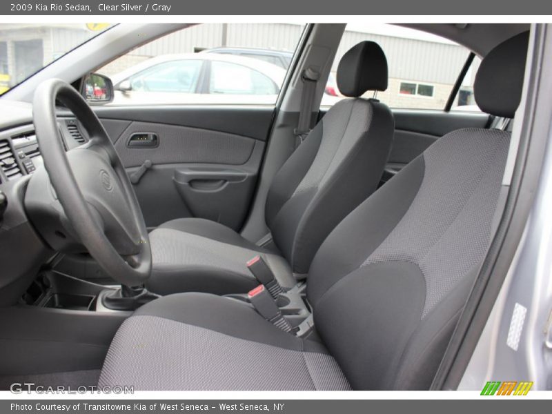  2009 Rio Sedan Gray Interior